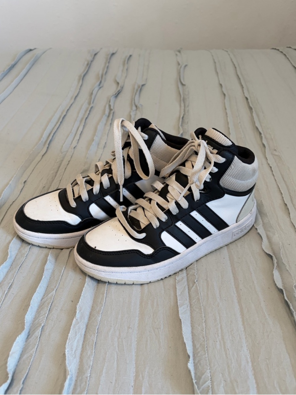 adidas Hoops Mid Shoes | Size 3